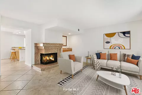 241 W Dryden St #K, Glendale, CA 91202