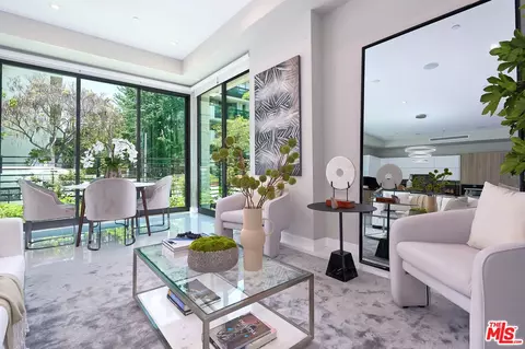 9171 W 3rd St, Beverly Hills, CA 90210