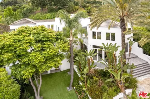7759 Torreyson Dr, West Hollywood, CA 90046