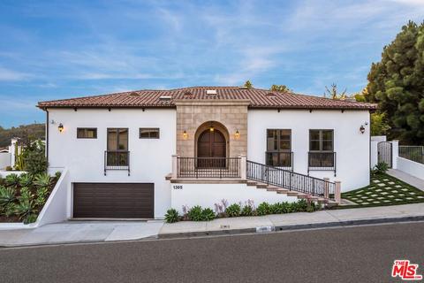 1305 Casiano Rd, Los Angeles, CA 90049