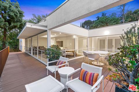 7334 Woodrow Wilson Dr, Los Angeles, CA 90046