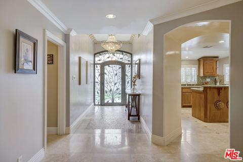 9214 Garnish Dr, Downey, CA 90240 photo 5