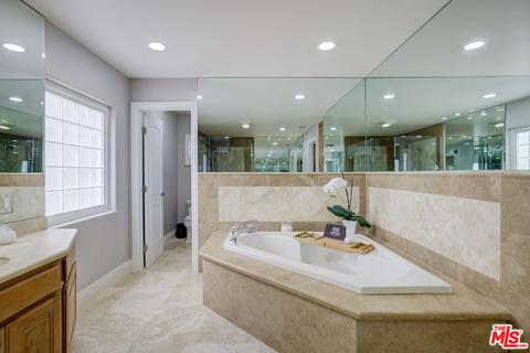9214 Garnish Dr, Downey, CA 90240 photo 39