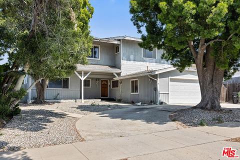 9720 Valjean Ave, North Hills, CA 91343