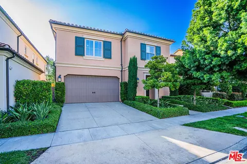 137 Beechmont, Irvine, CA 92620 photo 1