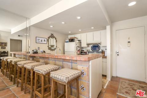1745 Camino Palmero St #331, Los Angeles, CA 90046