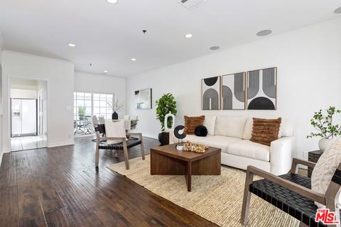 1338 Stanford St #C, Santa Monica, CA 90404