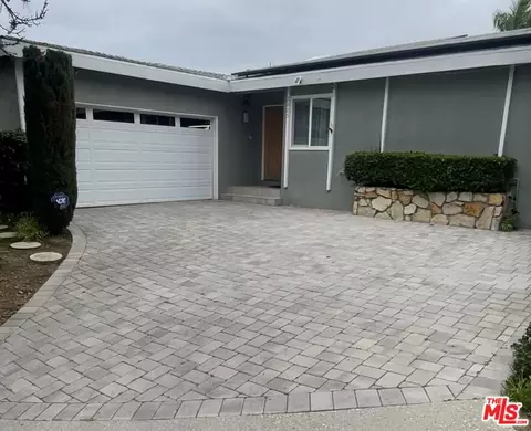 2805 Lawndale Dr, Los Angeles, CA 90065