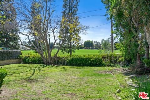 587 Wilcox Ave, Los Angeles, CA 90004