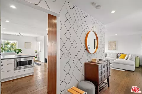 1010 Hammond St #314, West Hollywood, CA 90069
