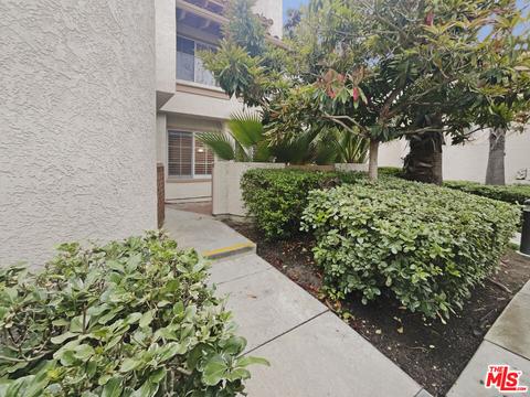 26572 Las Palmas #1, Laguna Hills, CA 92656