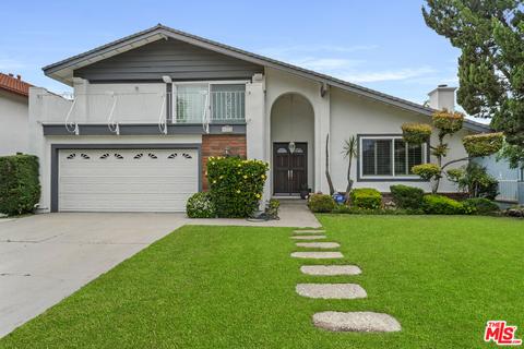 9924 Hanna Ave, Chatsworth, CA 91311