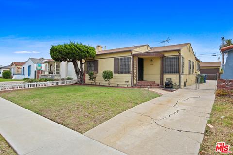 2152 W 82nd St, Los Angeles, CA 90047