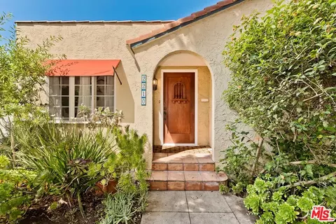2210 21st St, Santa Monica, CA 90405