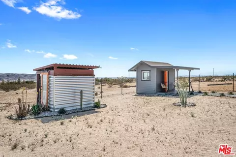 3025 Kickapoo Trl, Landers, CA 92285 photo 39
