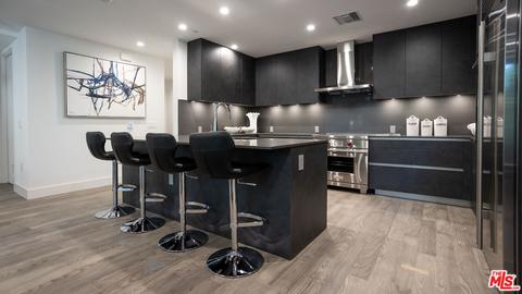 728 N Sweetzer Ave #309, West Hollywood, CA 90069