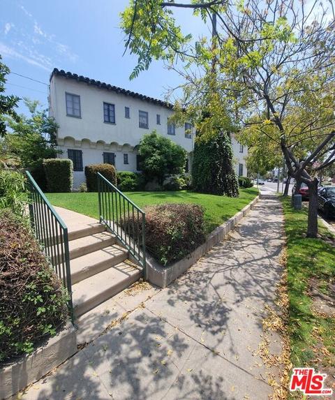8153 Blackburn Ave, Los Angeles, CA 90048