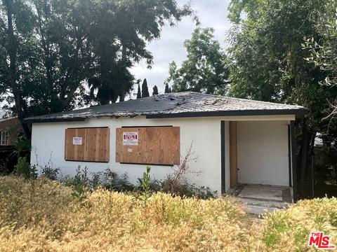 14822 Saticoy St, Van Nuys, CA 91405