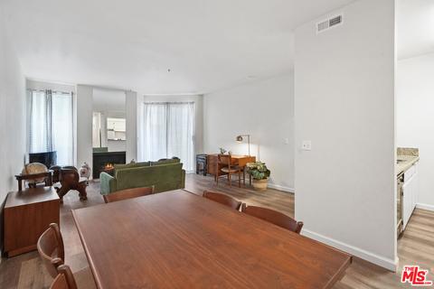 500 S Berendo St #115, Los Angeles, CA 90020