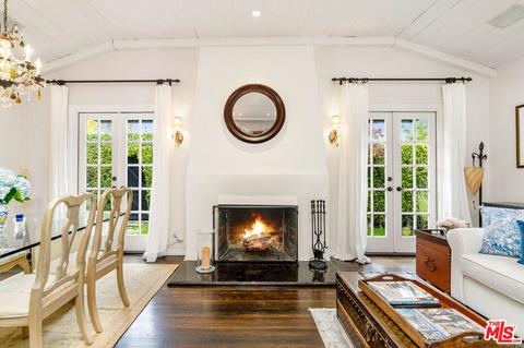 8207 Clinton St, Los Angeles, CA 90048
