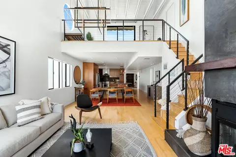 1123 11th St #6, Santa Monica, CA 90403