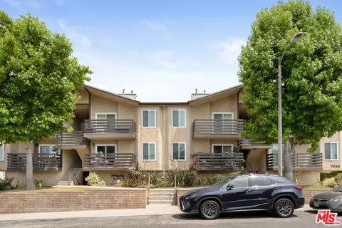 7836 Flight Ave #102, Los Angeles, CA 90045