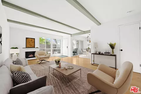 2502 Arizona Ave #3, Santa Monica, CA 90404