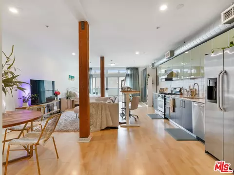 4215 Glencoe Ave #207, Marina Del Rey, CA 90292