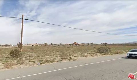 5755 Pearblossom Hwy, Palmdale, CA 93543