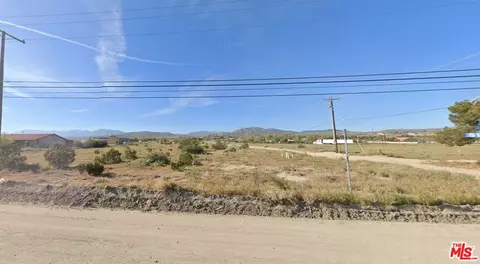 5716 E Avenue T, Palmdale, CA 93543
