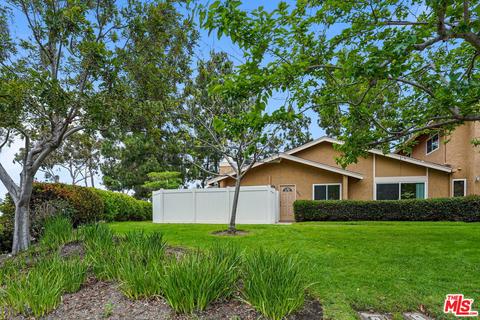 2002 Countrywood Ct, Encinitas, CA 92024