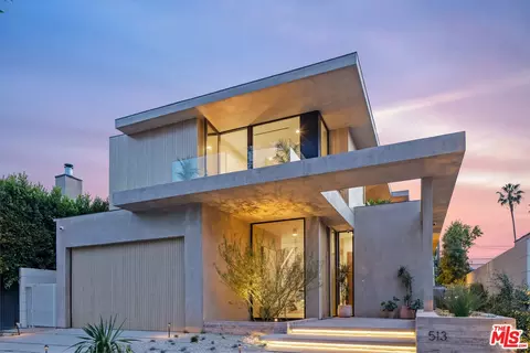 513 N Martel Ave, Los Angeles, CA 90036
