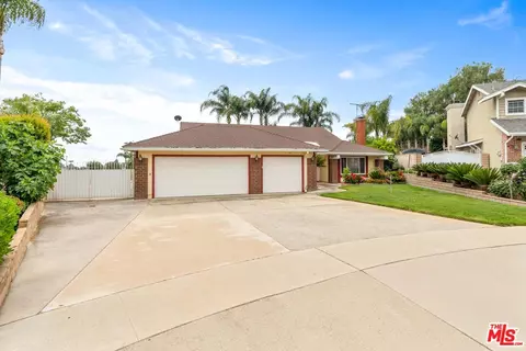 408 E Ranger Ct, Upland, CA 91784 photo 2