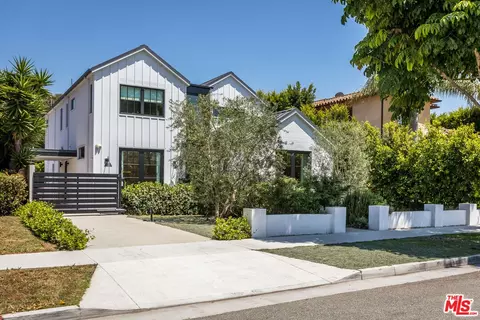 220 S Wetherly Dr, Beverly Hills, CA 90211