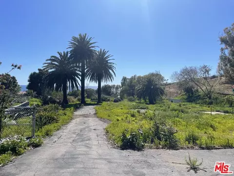 29756 Cuthbert Rd, Malibu, CA 90265