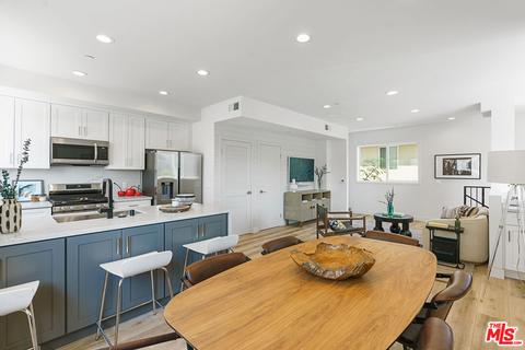 14666 W Sara Ln, Panorama City, CA 91402