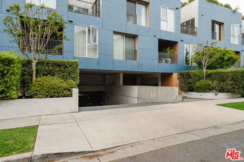 855 N Croft Ave #206, Los Angeles, CA 90069