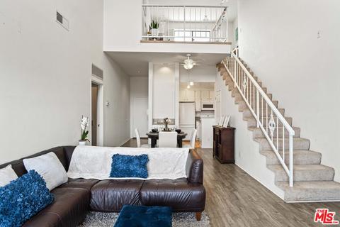 1258 Brockton Ave #301, Los Angeles, CA 90025