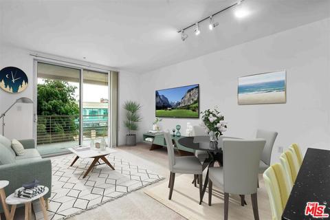 267 S San Pedro St #217, Los Angeles, CA 90012