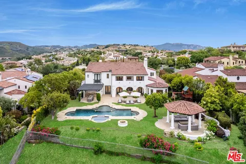 25591 Prado De Las Flores, Calabasas, CA 91302