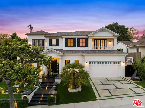 3001 Cavendish Dr, Los Angeles, CA 90064