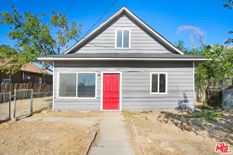 16125 I St, Mojave, CA 93501