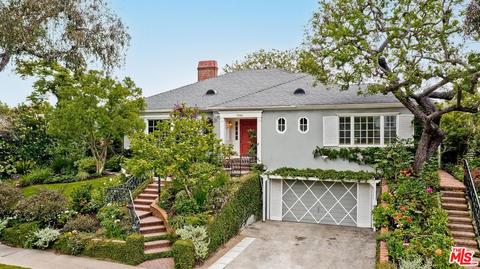 11146 Montana Ave, Los Angeles, CA 90049