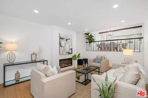 13218 Fiji Way #G, Marina Del Rey, CA 90292