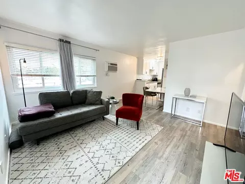 7133 Coldwater Canyon Ave #12, North Hollywood, CA 91605