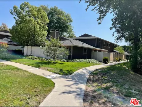 28541 Conejo View Dr, Agoura Hills, CA 91301