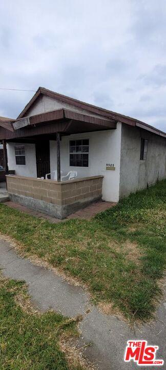 9521 Laurel St, Los Angeles, CA 90002