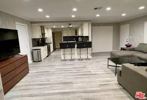 6214 Goodland Ave, Valley Glen, CA 91606