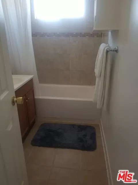 11976 Devarian Ln, Apple Valley, CA 92308 photo 16