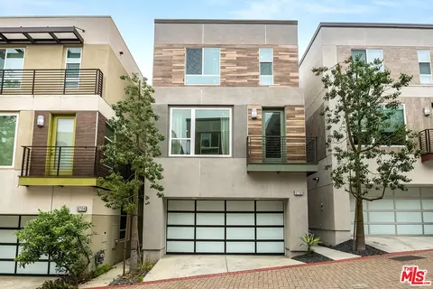 6756 Gill Way, Los Angeles, CA 90068